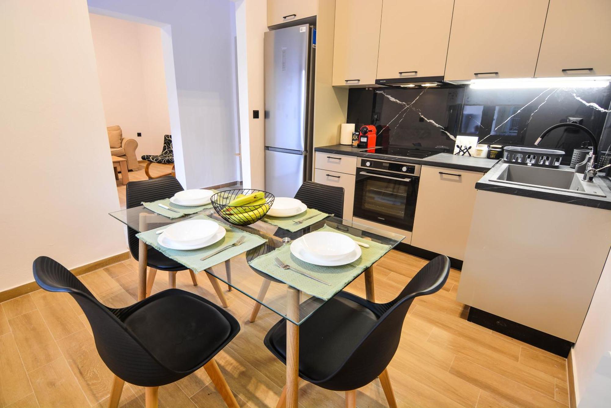 Serenity Residence ซิโลกาสโตร ภายนอก รูปภาพ
