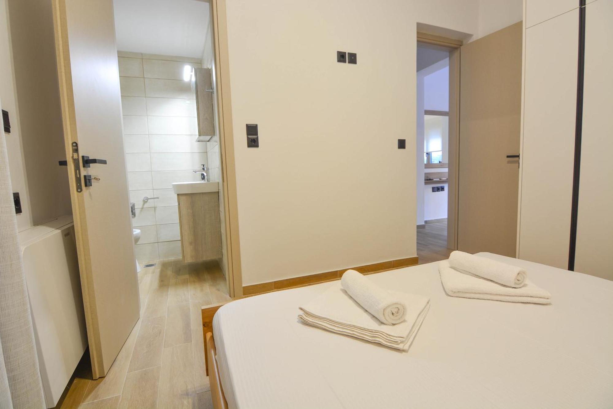 Serenity Residence ซิโลกาสโตร ภายนอก รูปภาพ