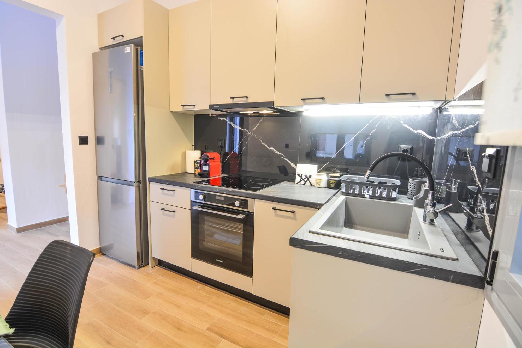 Serenity Residence ซิโลกาสโตร ภายนอก รูปภาพ